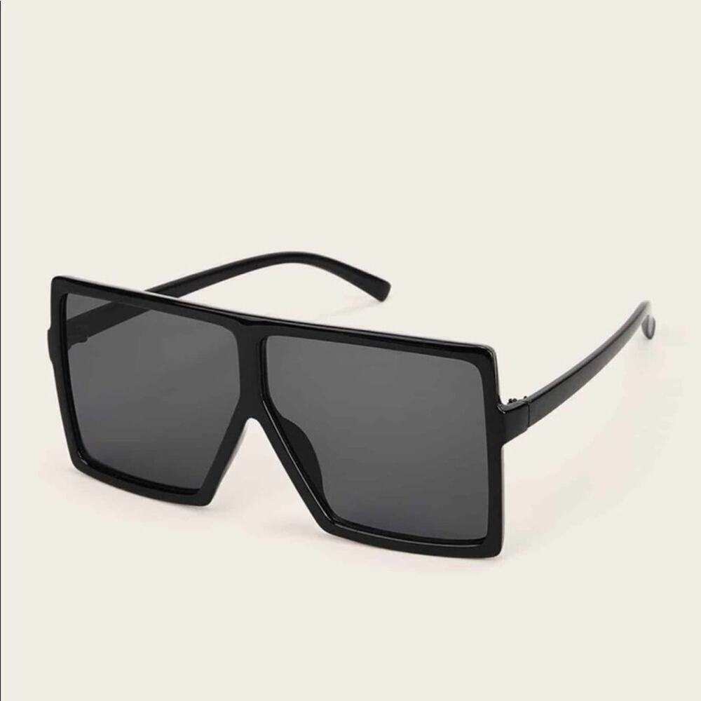 Oversized  Statement Sunglasses New​​ - Picture 11 of 12